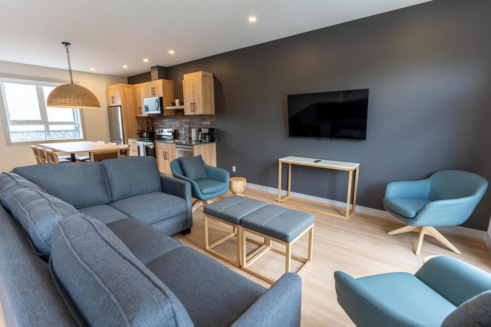 Basecamp Suites Revelstoke Luaran gambar
