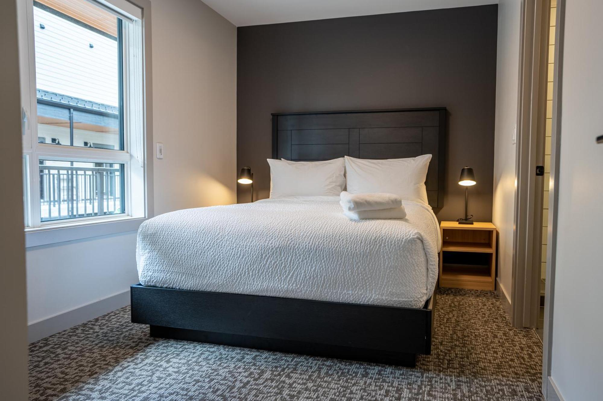Basecamp Suites Revelstoke Bilik gambar