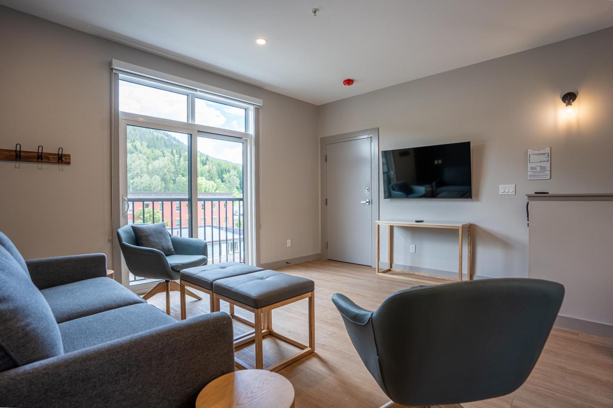 Basecamp Suites Revelstoke Luaran gambar